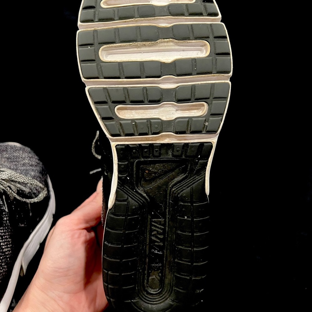 SOLD‼️ NWOT Womens Nike Air Max Sequence 3 - Picture 16 of 16